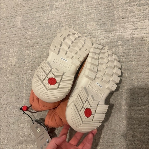 NWT Hunter Intrepid Short Waterproof Cold Weather Boots - Picture 4 of 8